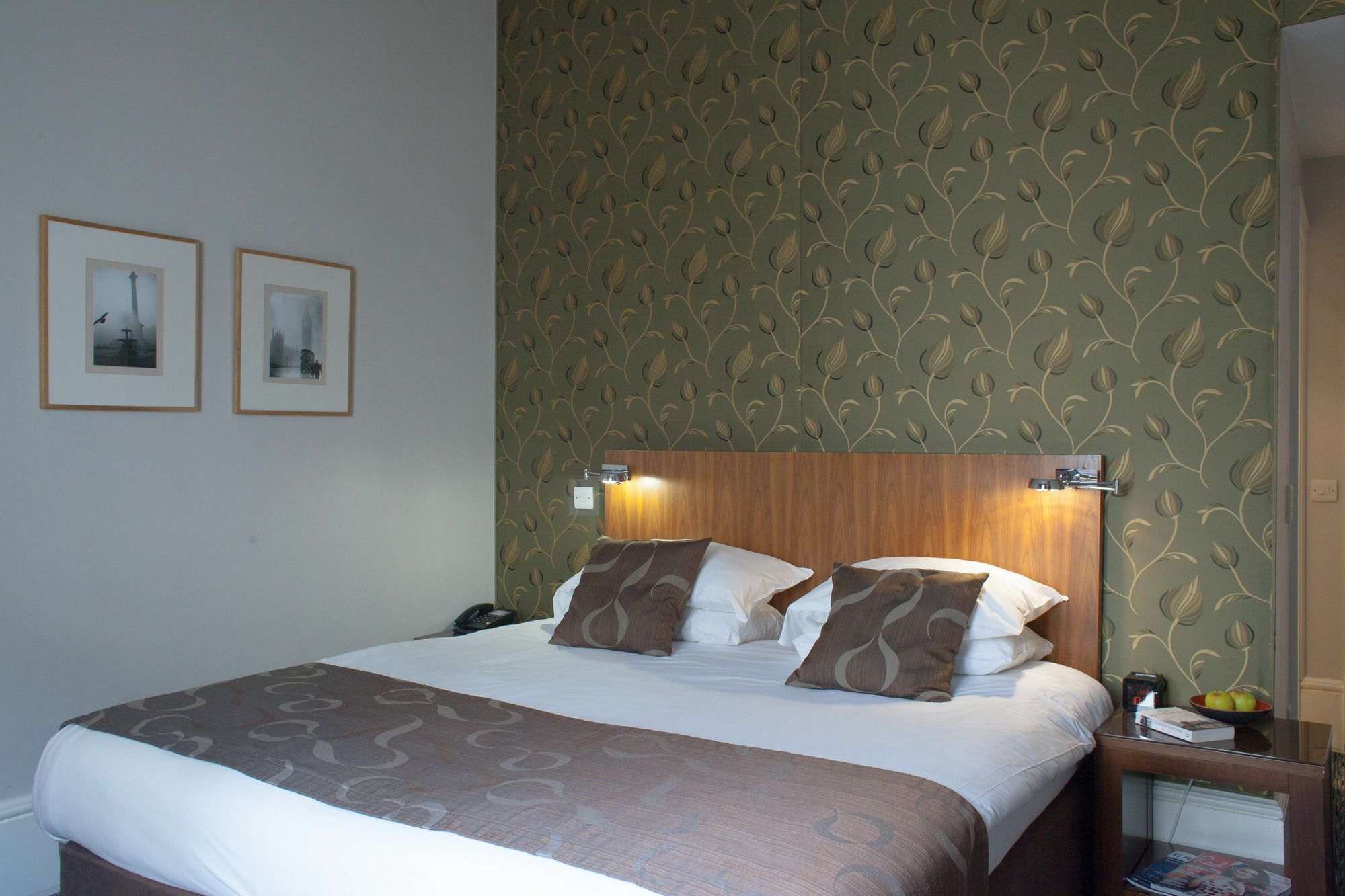 Fifty-Four Boutique Hotel London Exterior photo